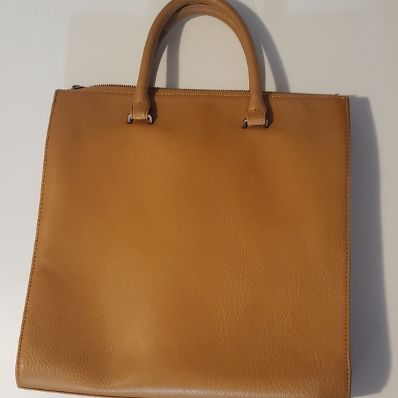 Matt & Natt hand bag with shoulder strap - Picture 3 of 4